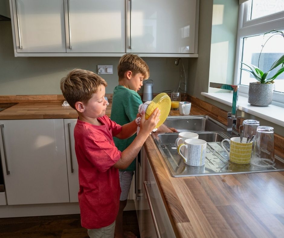 Kids Washing Dishes