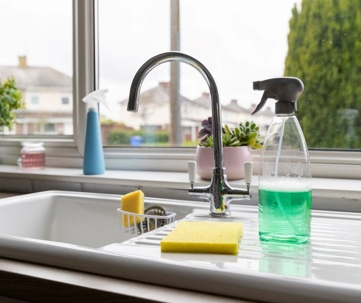 Spring into A Clean Routine! 5 Easy Tips to Keep Your Home Fresh All Year Long